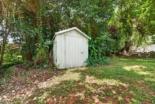 Building Photo - 3237 Harrow Pl