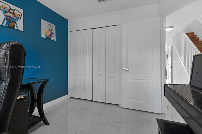 Building Photo - 12905 SW 31st Ct