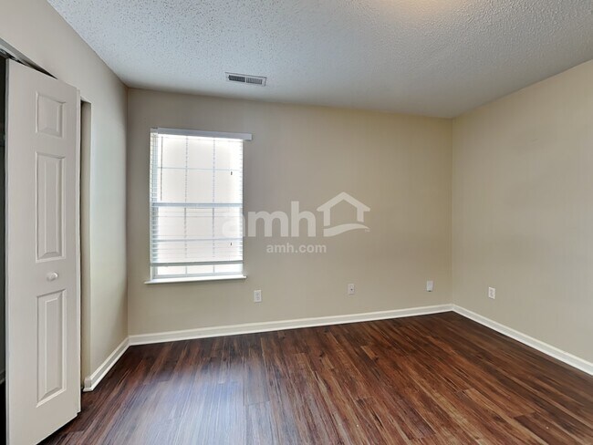 Building Photo - 112 Pope Ln