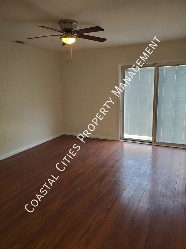 Building Photo - 12675 Verdugo Ave