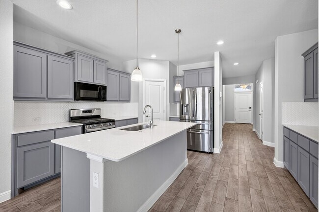 Building Photo - 841 Blackhorse Trl