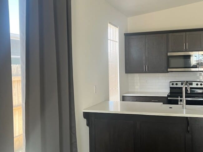 Building Photo - For Rent – 3 Bed | 2 Bath single family ho...