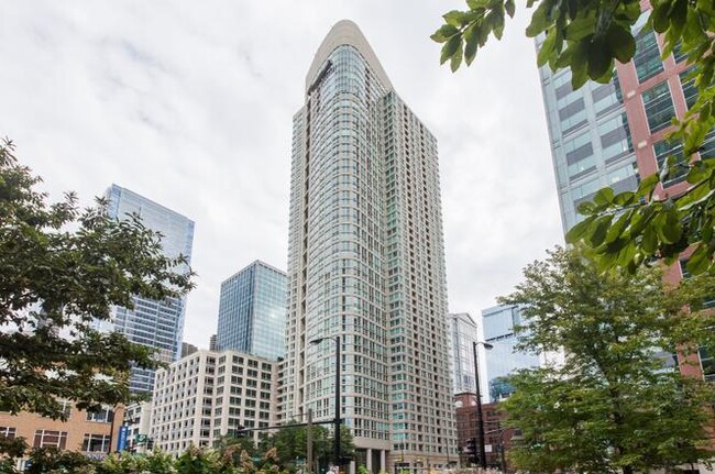 Primary Photo - 345 N LaSalle St