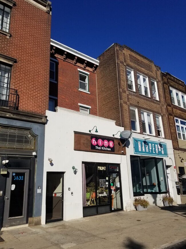 Building Photo - Beautiful 2-bedroom 1 bath is located in booming Brewery Town