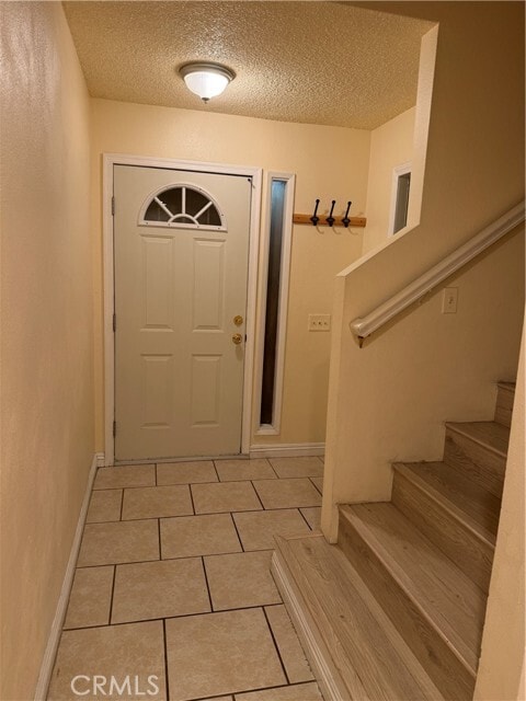 Building Photo - 1175 E 9th St