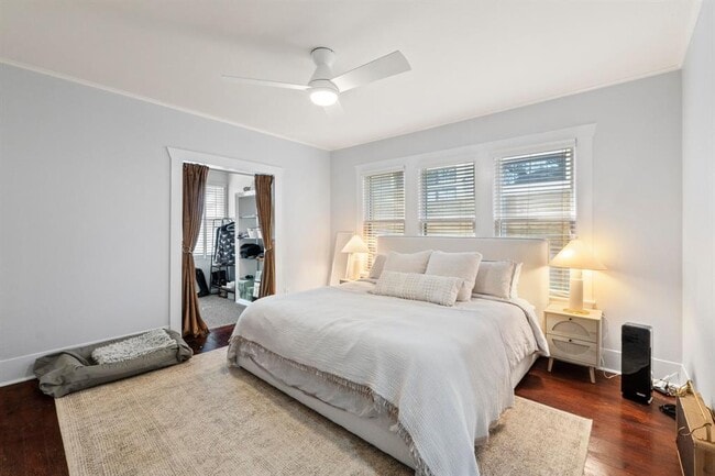 Building Photo - 1805 Brackenridge St