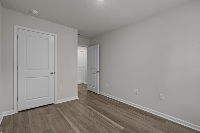 Building Photo - 547 Gemstone Blvd