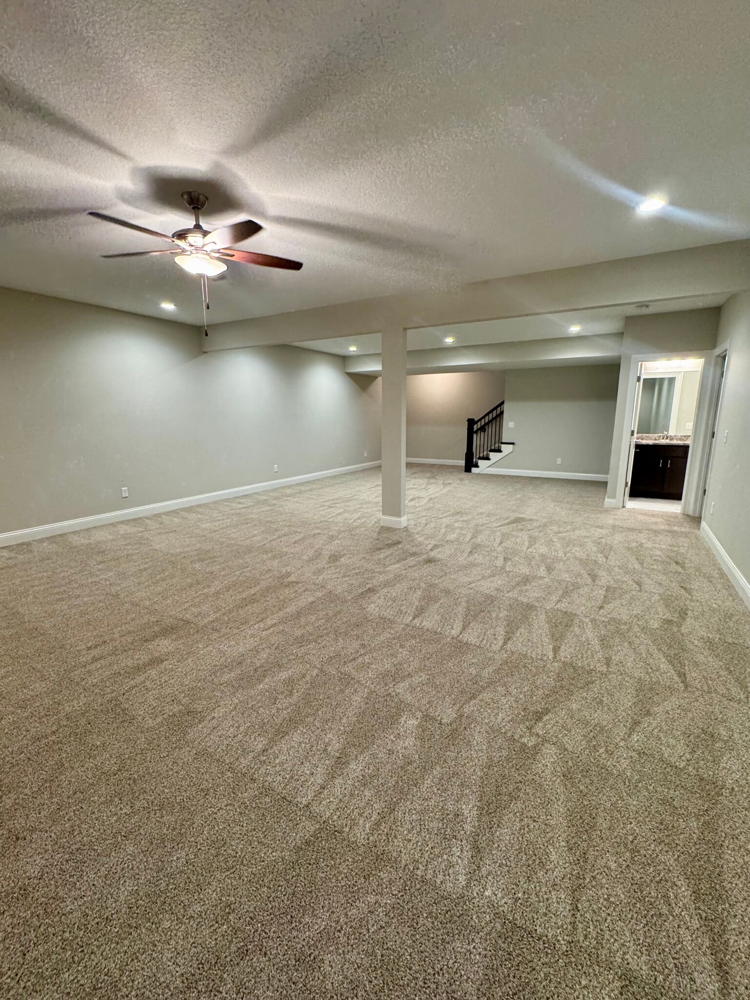 Building Photo - 5058 Pandit Dr