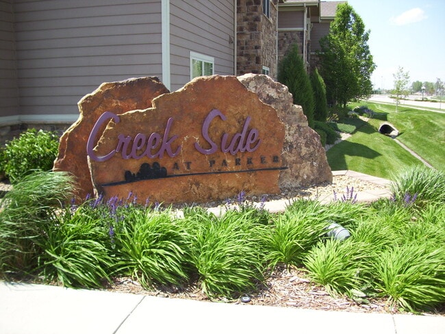 Building Photo - Beautiful Creekside at Parker Condominium!