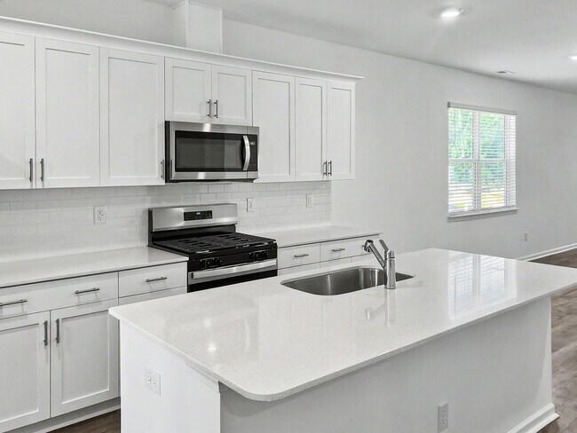 Building Photo - 1404 Jasmine View Wy.