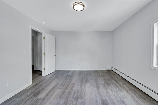 Building Photo - 1719 Madison Ave