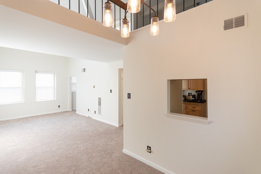 Building Photo - 3855 Rodman St NW