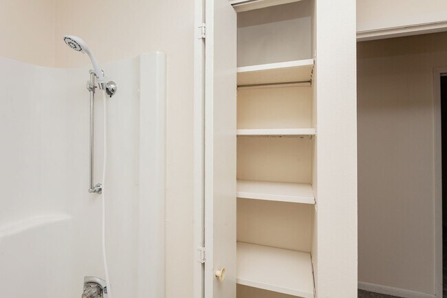 Floorplan - Brookside Apartments