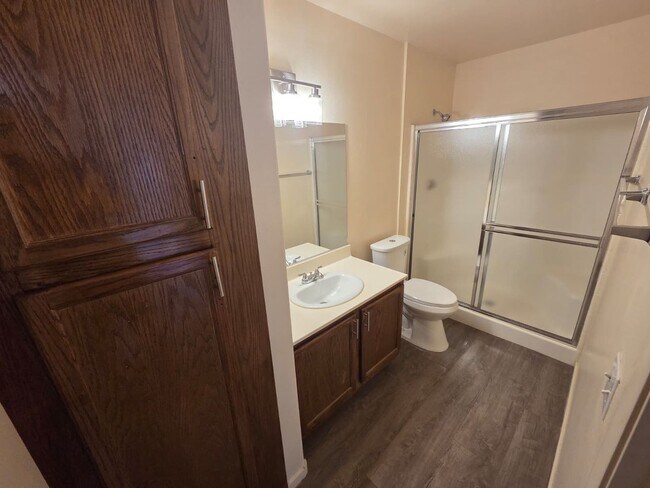 Building Photo - 2 Bed / 2 Bath Condo Rental with In-Unit Laundry & Community Pool