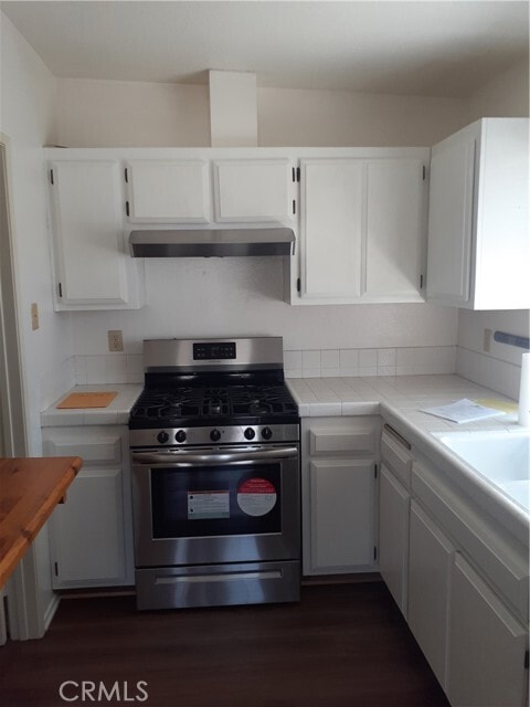 Building Photo - 2331 S Grand Ave