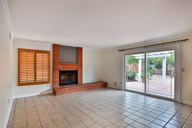 Building Photo - Spacious 3-Bedroom Scripps Ranch Home