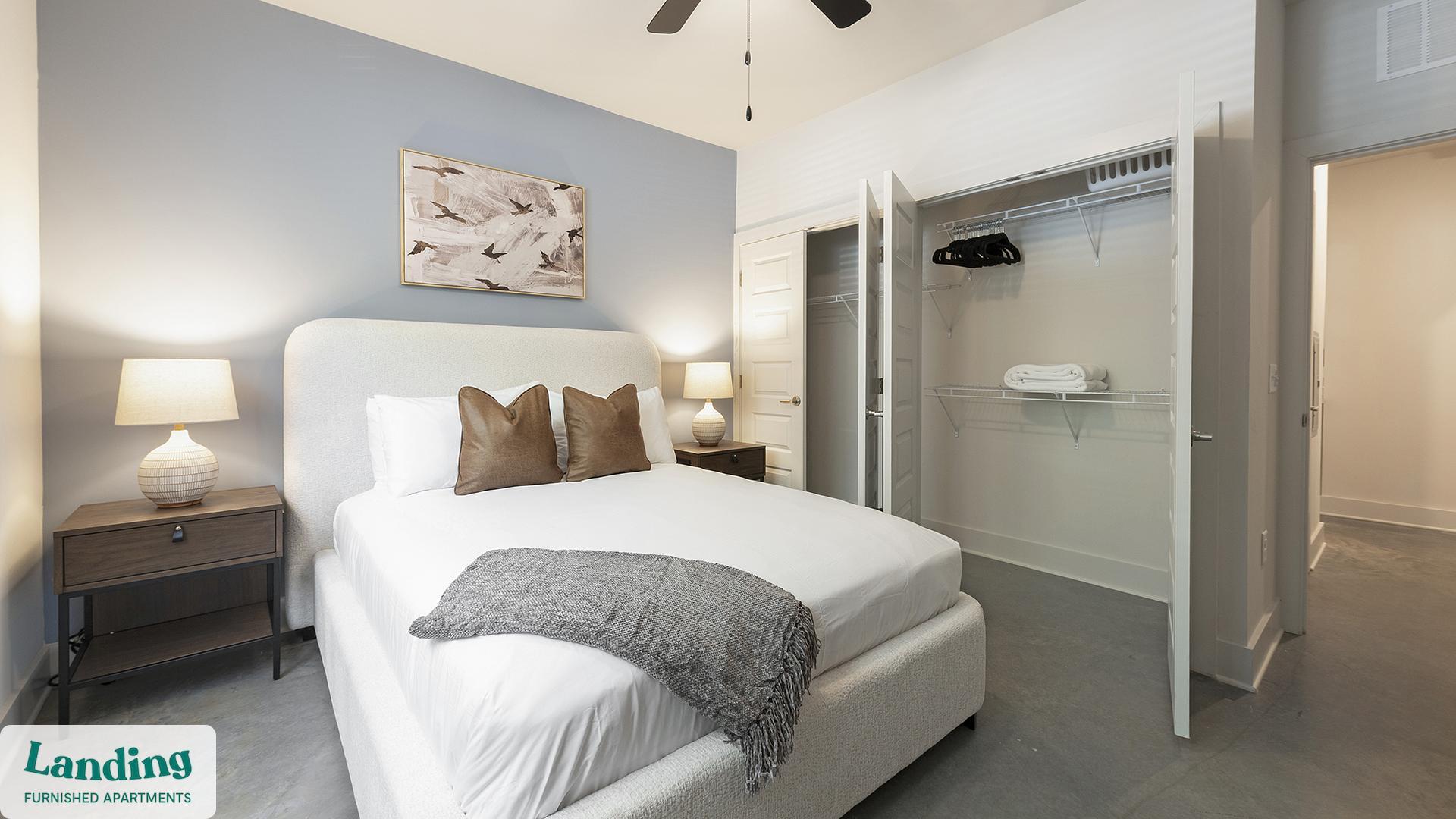 Building Photo - 404 W 26th St