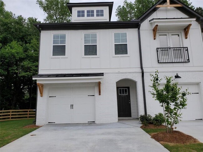 Primary Photo - 4203 Tucker Norcross Rd