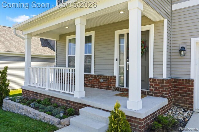 Building Photo - 241 Quartz Wy