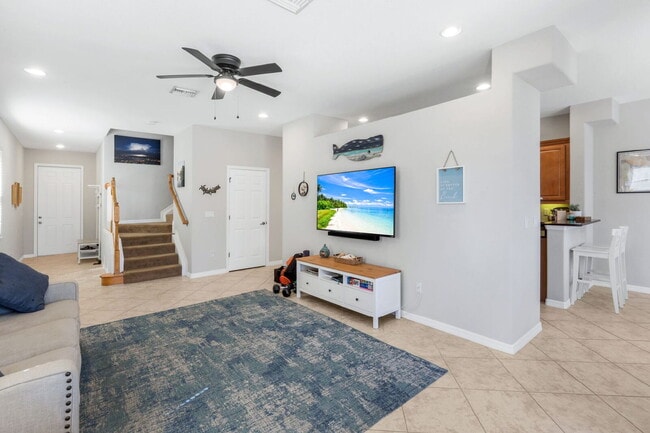 Building Photo - "Spacious 3-Bedroom Condo Retreat in Estero – 2.5 Baths & 2,282 Sq. Ft. of Comfort!" Available De...