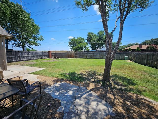 Building Photo - 4735 Hollow Tree Dr