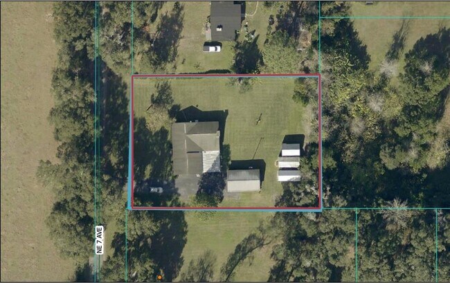 Building Photo - 4701 NE 7th Ave