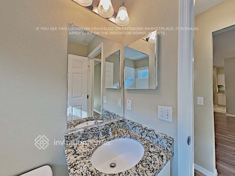 Building Photo - 3022 Westmoreland Dr