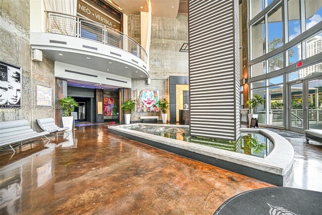 Building Photo - 690 SW 1st Ct