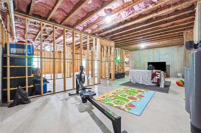 Building Photo - 6375 Haystack Ct