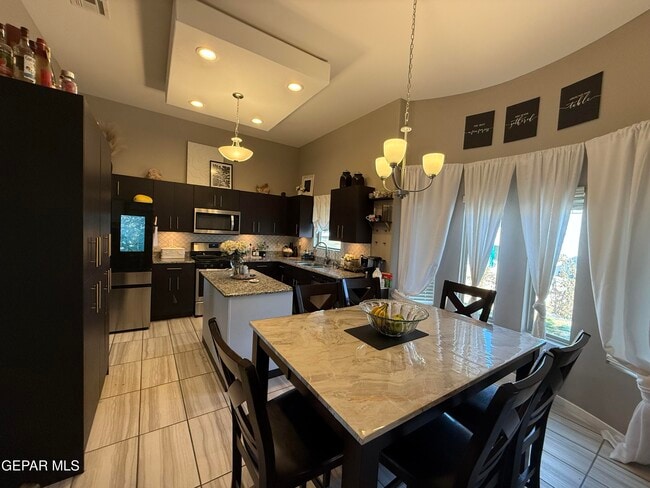 Building Photo - 954 Brudenal Pl