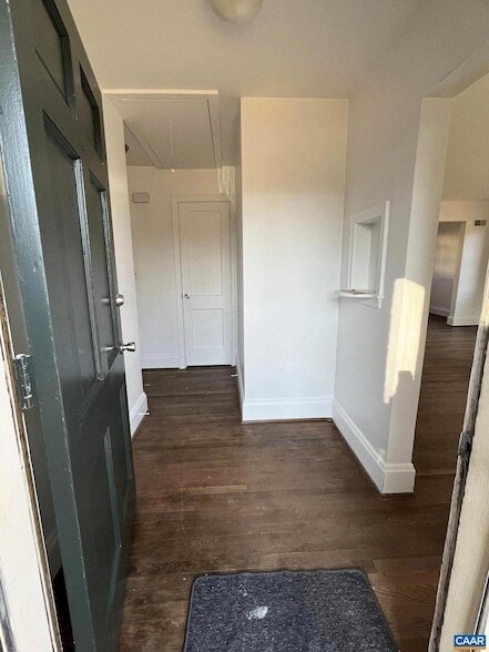 Building Photo - 1545 Rugby Ave