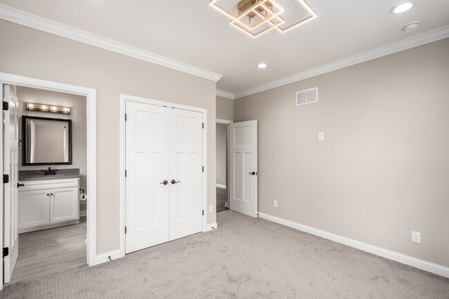Building Photo - 3387 Logsdon Lp