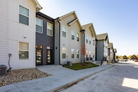 Building Photo - 2nd Avenue Rowhomes