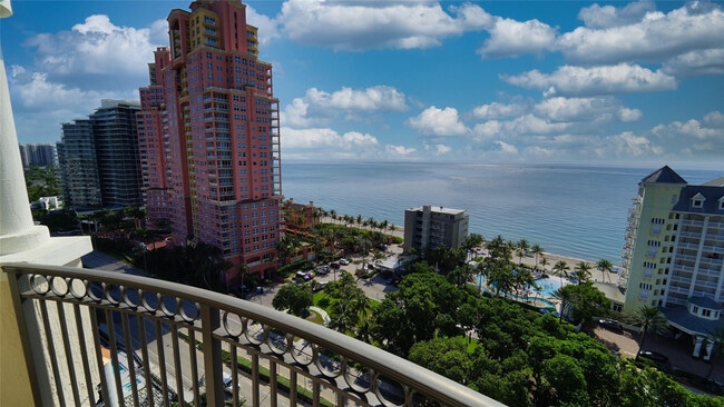 Building Photo - 2011 N Ocean Blvd