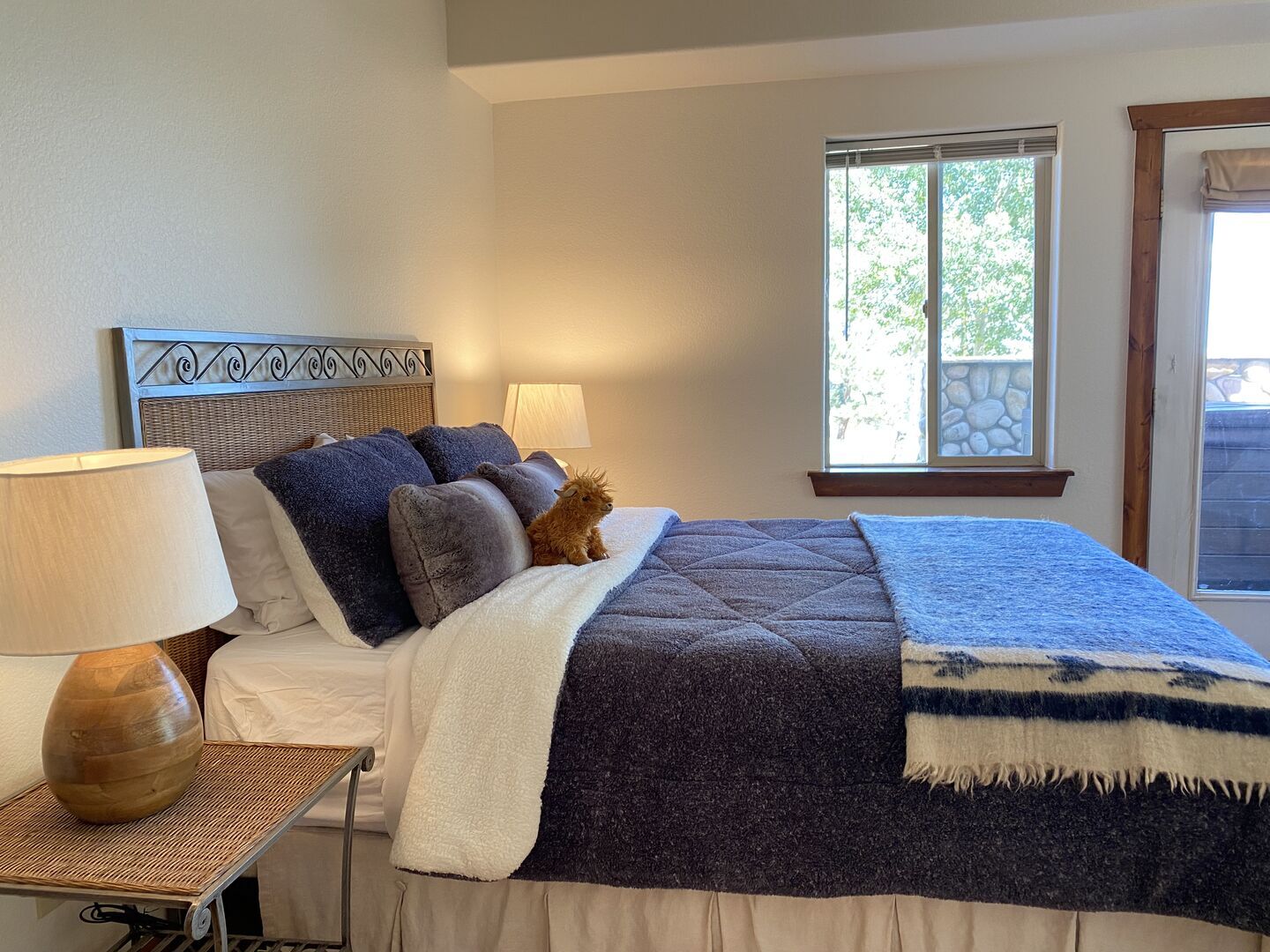 bed #3 - 850 Blacksmith Rd