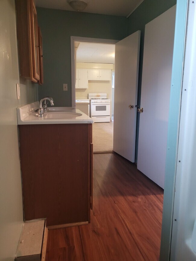 717 Glenn Ave 717 Glenn Ave Fairmont WV 26554 Apartment Finder