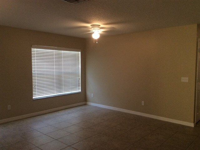 Building Photo - 15460 Perdido Dr