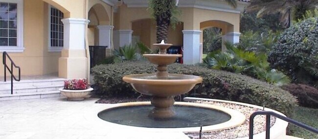 Building Photo - 2113 Shadow View Cir