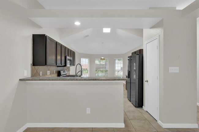Building Photo - 22727 Bridgewater Dr