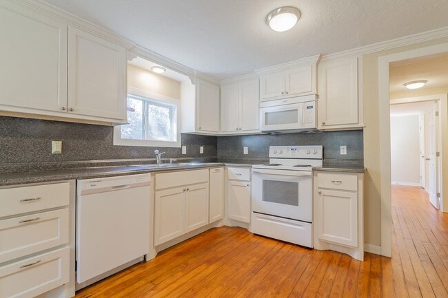 Building Photo - 13563 FM Rd 2432