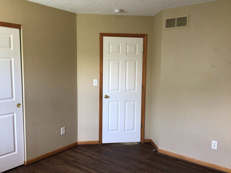 Building Photo - 55 Saddle Creek Ln