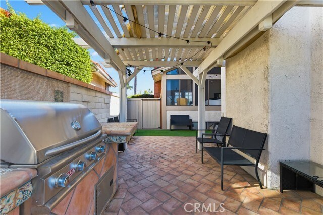 Building Photo - 28241 San Marcos