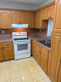 Building Photo - 1830 SW 81st Ave