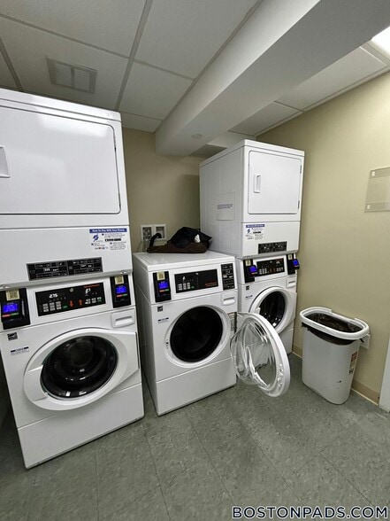 Building Photo - 21 Wendell St