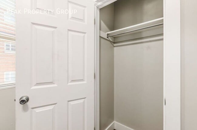 Building Photo - 24 Chittenden Ave