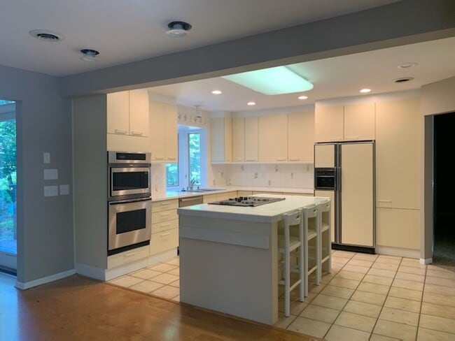 Building Photo - Beautiful 3 Bedroom Home in Middleton