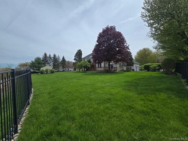 Building Photo - 54 Wilderness Dr