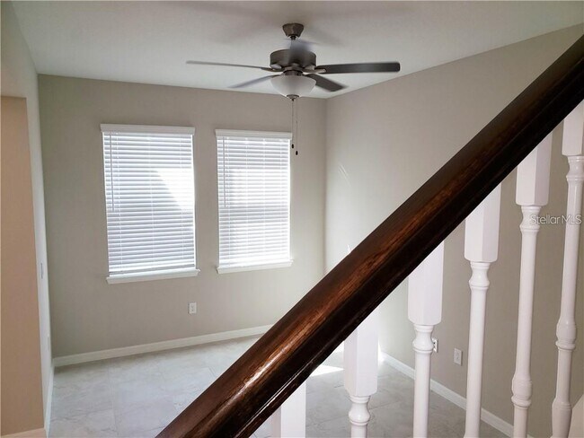 Building Photo - 15915 Marina Bay Dr