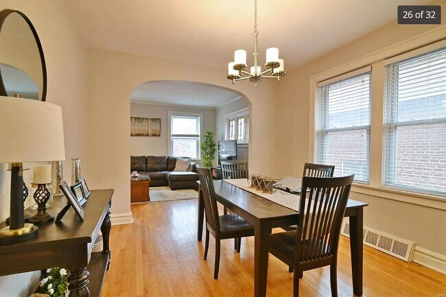 Building Photo - 7019 Dartmouth Ave