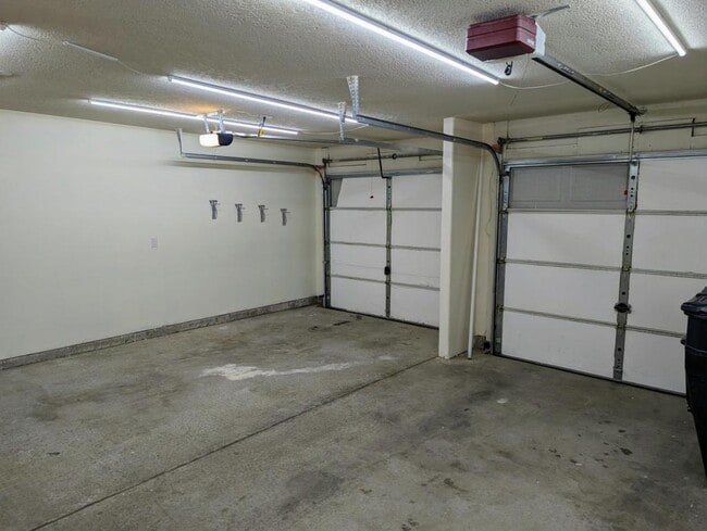 Building Photo - 3500 Yippee Calle Ct NW